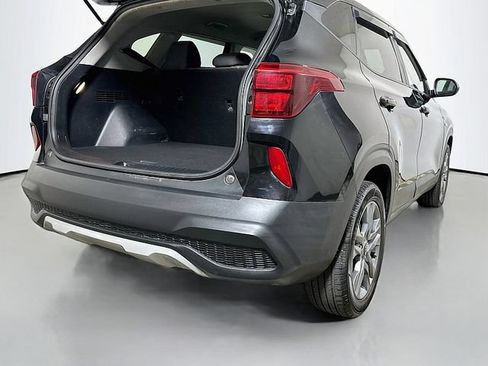 Used 2021 Kia Seltos LX AWD/4WD image 25