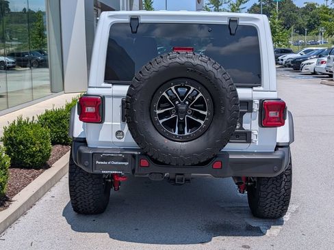 Used 2026 Jeep Wrangler Unlimited Rubicon w/ Xtreme 35 Tire Package AWD/4WD image 6