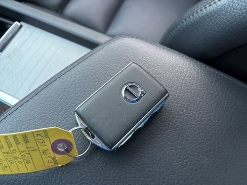 Used 2019 Volvo XC60 T6 Inscription image 28