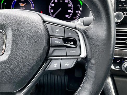 Used 2019 Honda Accord Touring image 25