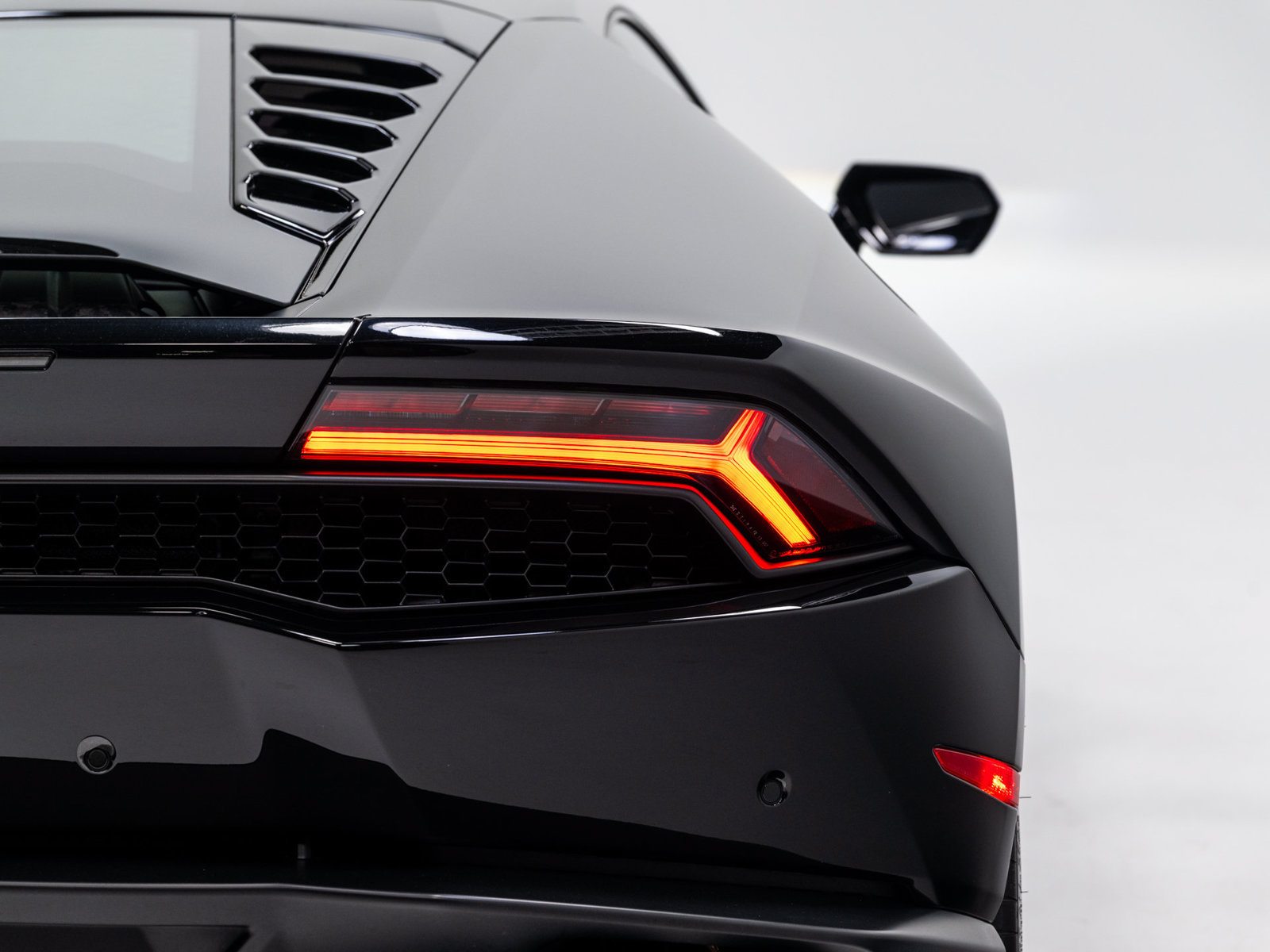 Used 2018 Lamborghini Huracan LP 610-4 AWD/4WD image 19