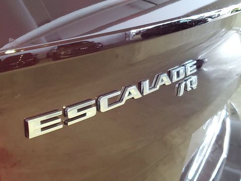 New 2026 Cadillac Escalade IQ Luxury 2 AWD/4WD image 6