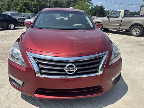 Used 2013 Nissan Altima 2.5 S FWD image 3