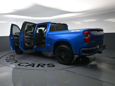 Used 2022 Chevrolet Silverado 1500 Custom AWD/4WD image 26