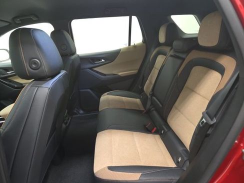 New 2026 Chevrolet Equinox ACTIV w/ Convenience Package III image 22