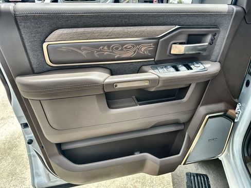 Used 2026 RAM 3500 Longhorn AWD/4WD image 21