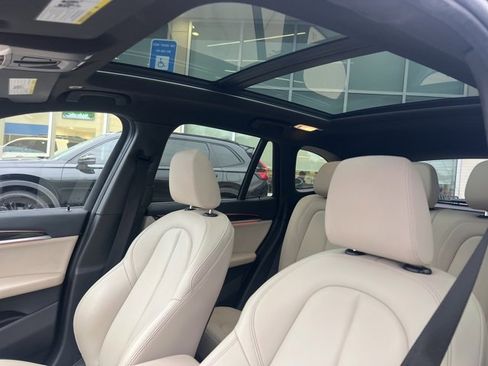 Used 2019 BMW X1 xDrive28i w/ Convenience Package image 14