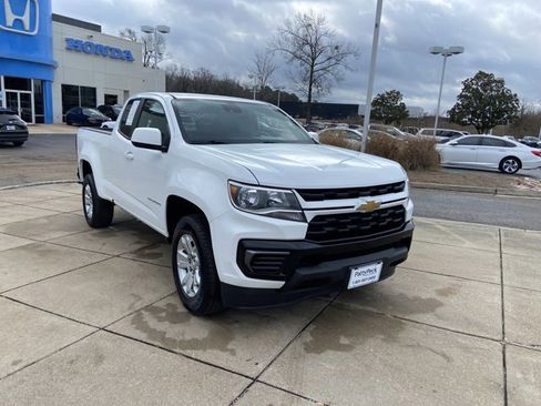 Used 2022 Chevrolet Colorado LT w/ Fleet Safety Package image 2