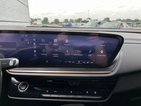 Used 2024 Buick Envision Avenir AWD/4WD image 26