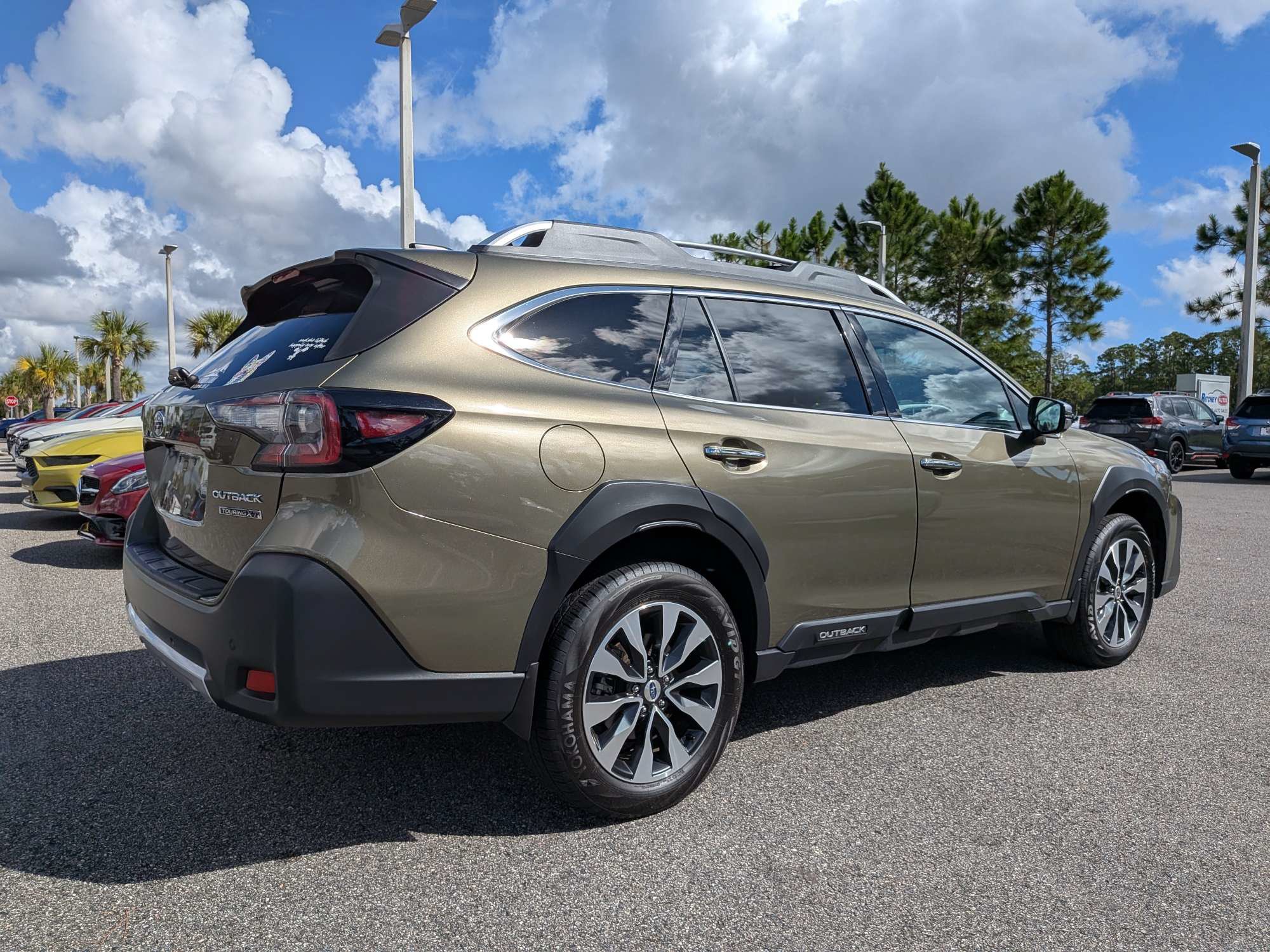 Certified 2025 Subaru Outback Touring XT w/ Popular Package #2 AWD/4WD image 4