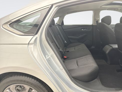Used 2024 Honda Accord EX image 18