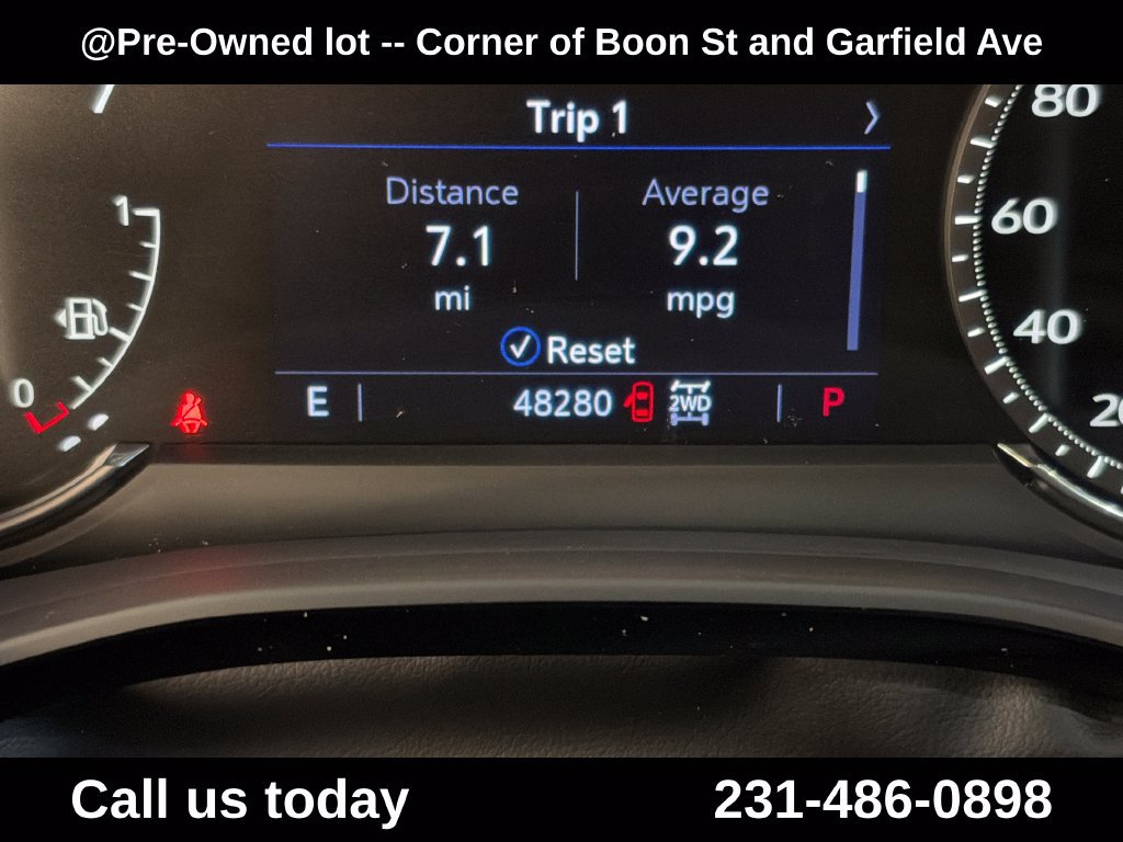 Used 2022 Cadillac XT5 Premium Luxury AWD/4WD image 22