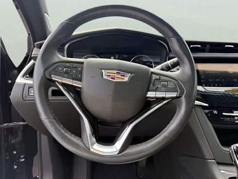Used 2024 Cadillac XT6 Premium Luxury AWD/4WD image 21