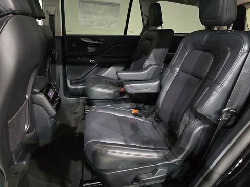 New 2026 Lincoln Aviator Reserve w/ Jet Appearance Package image 32