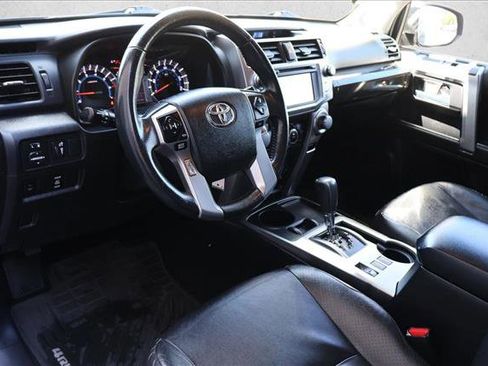 Used 2014 Toyota 4Runner SR5 RWD image 12