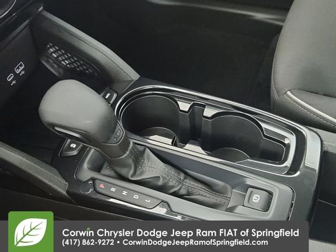 Used 2025 Chevrolet TrailBlazer LT AWD/4WD image 26