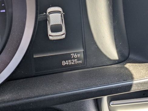 Used 2022 Hyundai Elantra SEL w/ Preferred Accessory Package FWD image 34