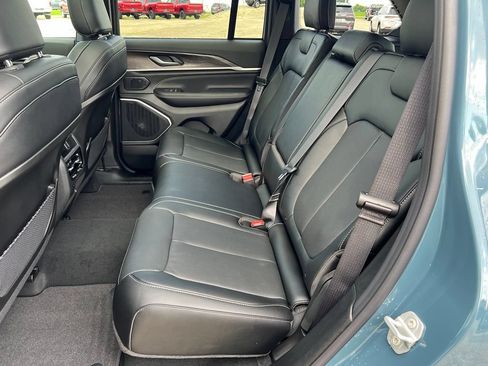 New 2026 Jeep Grand Cherokee Limited AWD/4WD image 23