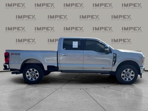 Used 2023 Ford F350 Lariat w/ Chrome Package AWD/4WD image 6