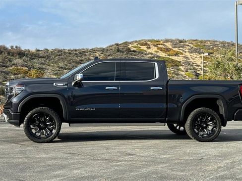 Used 2024 GMC Sierra 1500 Denali image 8