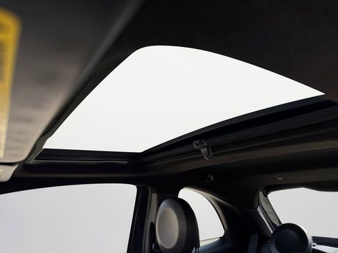 Used 2017 FIAT 500 e image 17