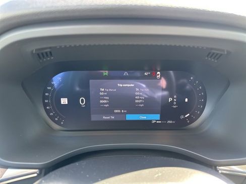 New 2026 Volvo XC60 B5 Plus w/ Climate Package image 16