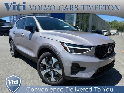 New 2026 Volvo XC40 B5 Core w/ Protection Package Premier