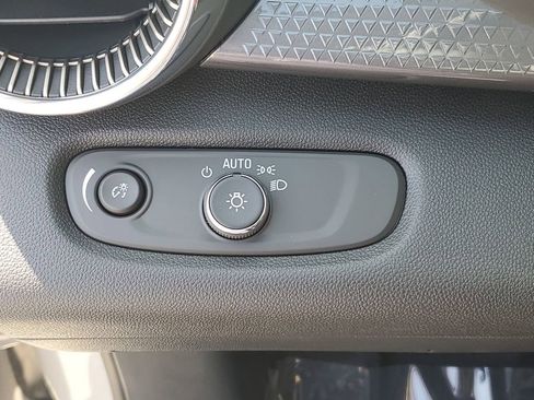 New 2026 Chevrolet Trax ACTIV FWD image 23
