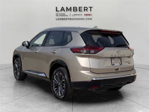 Used 2026 Nissan Rogue Platinum w/ Platinum Premium Package AWD/4WD image 3