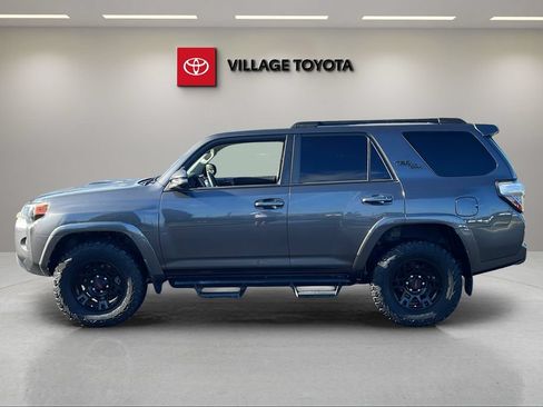 Certified 2021 Toyota 4Runner TRD Off-Road Premium w/ Moonroof Package AWD/4WD image 2