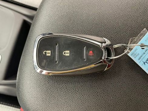 Used 2023 Chevrolet Equinox LS AWD/4WD image 20