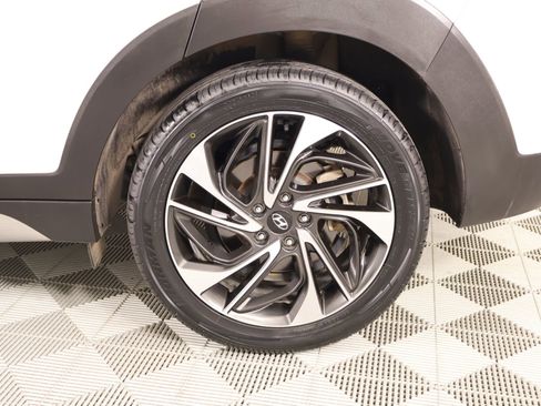Used 2019 Hyundai Tucson Sport FWD image 18