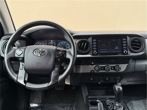 Used 2022 Toyota Tacoma SR RWD image 14