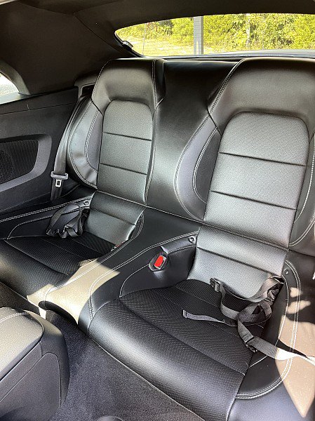 Used 2022 Ford Mustang GT Premium w/ GT Performance Package RWD image 19