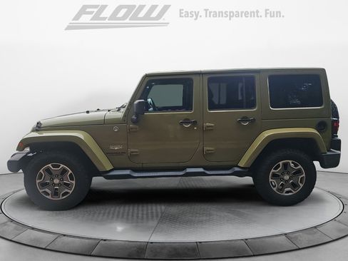 Used 2013 Jeep Wrangler Unlimited Sahara w/ Connectivity Group AWD/4WD image 5
