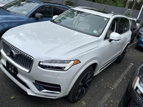 Used 2024 Volvo XC90 B6 Plus AWD/4WD image 1