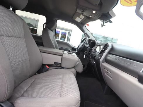 Used 2020 Ford F350 XLT image 9
