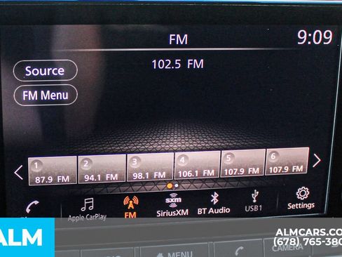 Used 2024 Nissan Rogue S AWD/4WD image 29