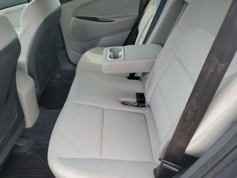 Used 2019 Hyundai Tucson SE FWD image 12