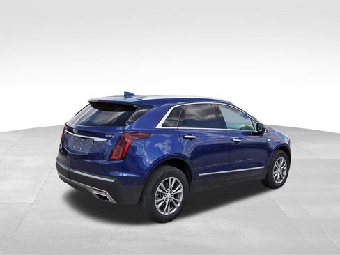 Used 2023 Cadillac XT5 Premium Luxury w/ Technology Package image 4
