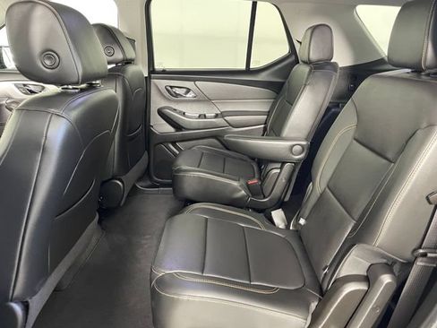 Certified 2019 Chevrolet Traverse LT AWD/4WD image 16