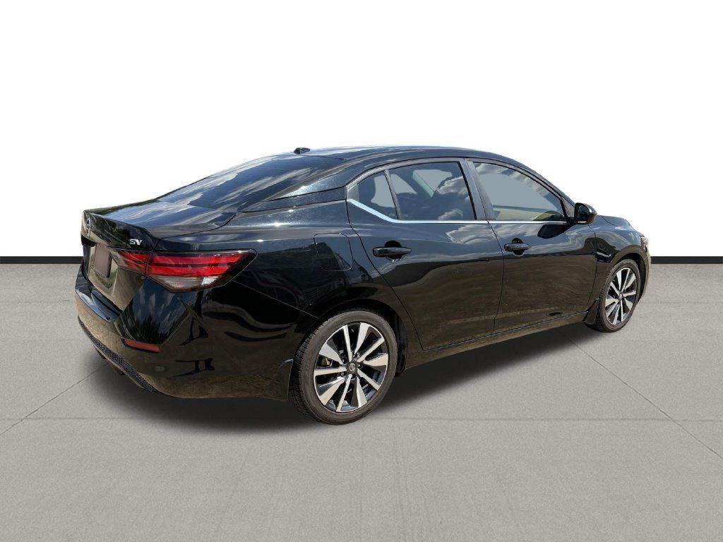 Used 2021 Nissan Sentra SV w/ SV Premium Package FWD image 5