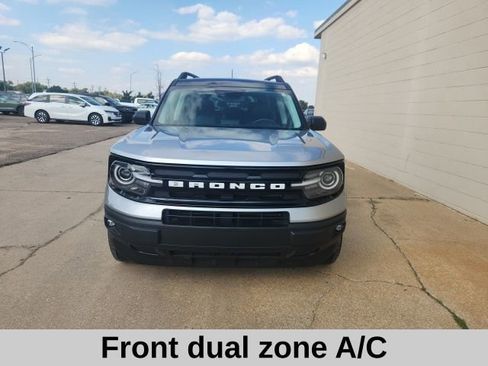 Used 2021 Ford Bronco Sport Outer Banks w/ Outer Banks Package (96D) image 3