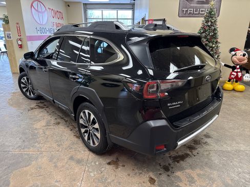 Used 2024 Subaru Outback Touring XT image 10