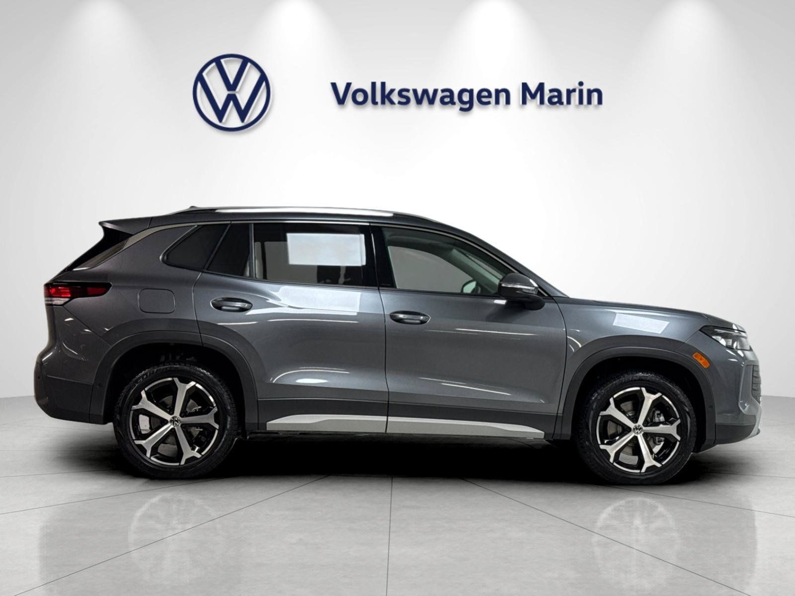 New 2026 Volkswagen Tiguan SE AWD/4WD image 6