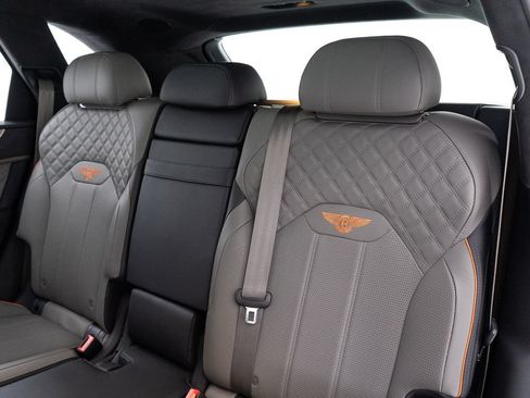 Certified 2023 Bentley Bentayga AWD/4WD image 23
