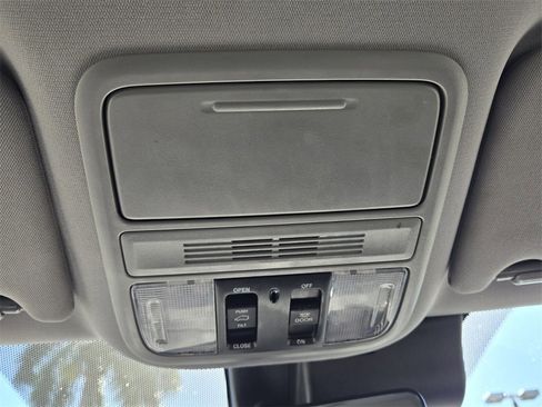 Used 2022 Honda Pilot EX-L image 24