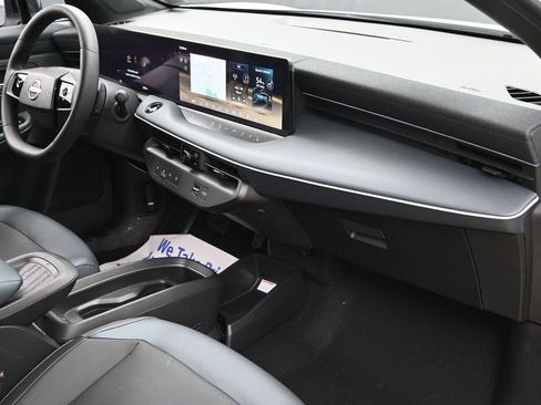 Used 2026 Nissan Leaf SV+ w/ Floor Mat Package (SV+) FWD image 33
