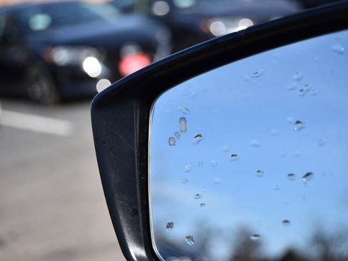 New 2025 Nissan Versa SV image 10