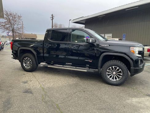 Used 2019 GMC Sierra 1500 AT4 image 8